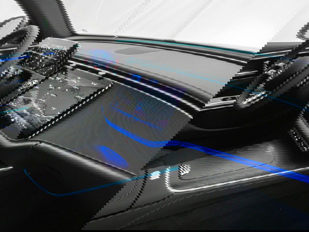 Mercedes-Benz Classe E nuova a Rimini (19)