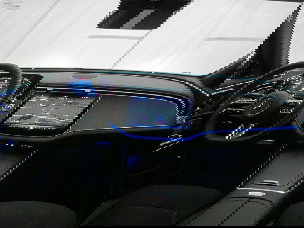 Mercedes-Benz Classe E nuova a Rimini (20)