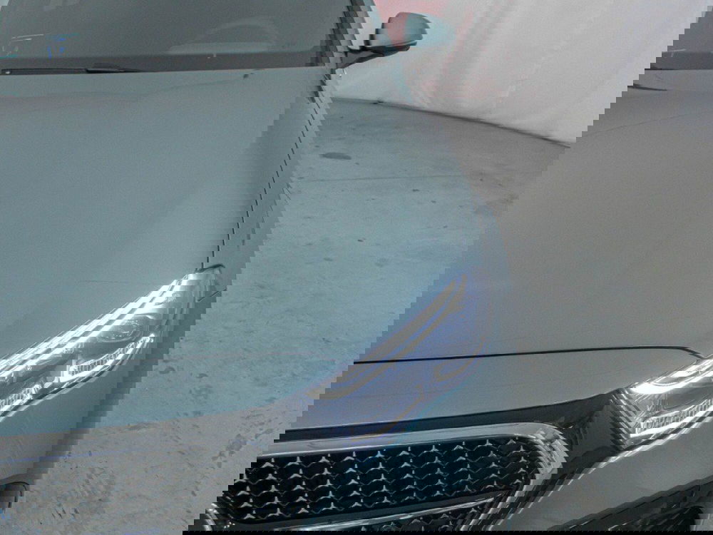 Mercedes-Benz Classe E nuova a Rimini (3)