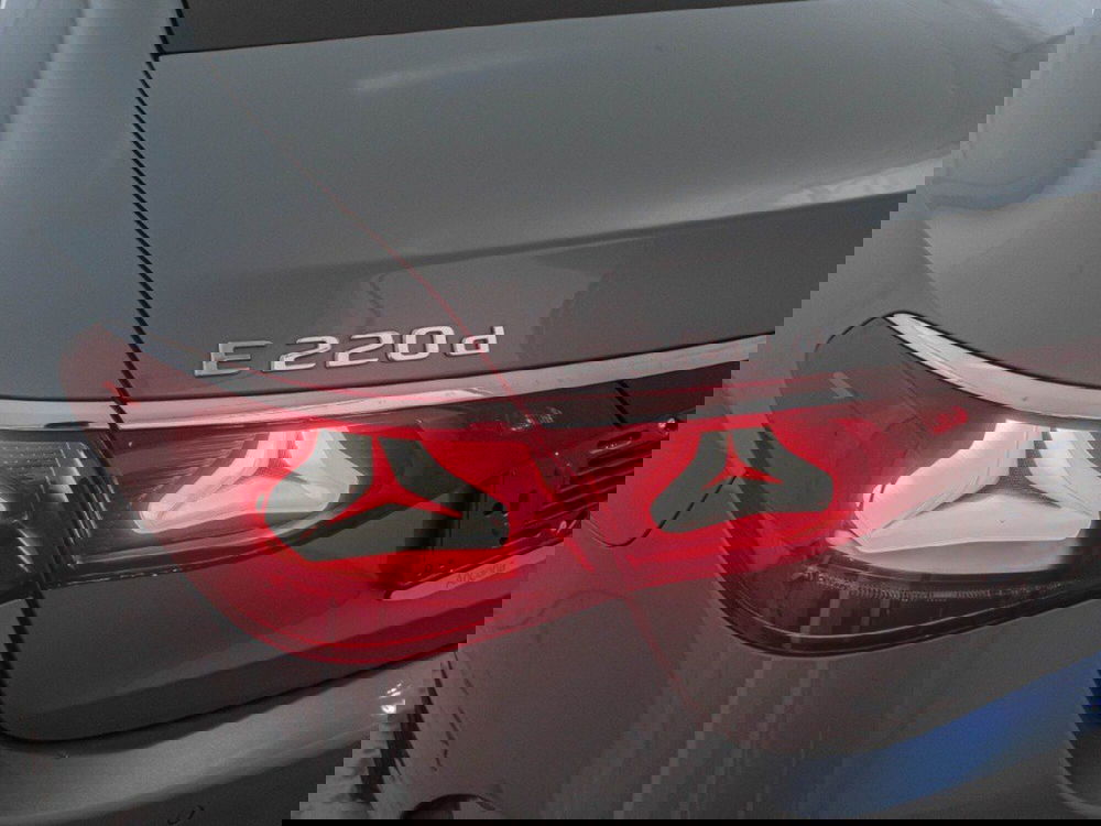 Mercedes-Benz Classe E nuova a Rimini (6)