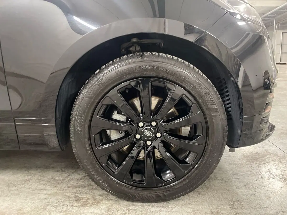 Land Rover Range Rover Velar usata a Macerata (8)
