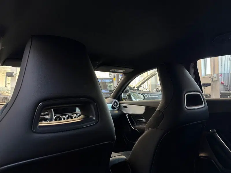 Mercedes-Benz Classe A Sedan nuova a Macerata (18)