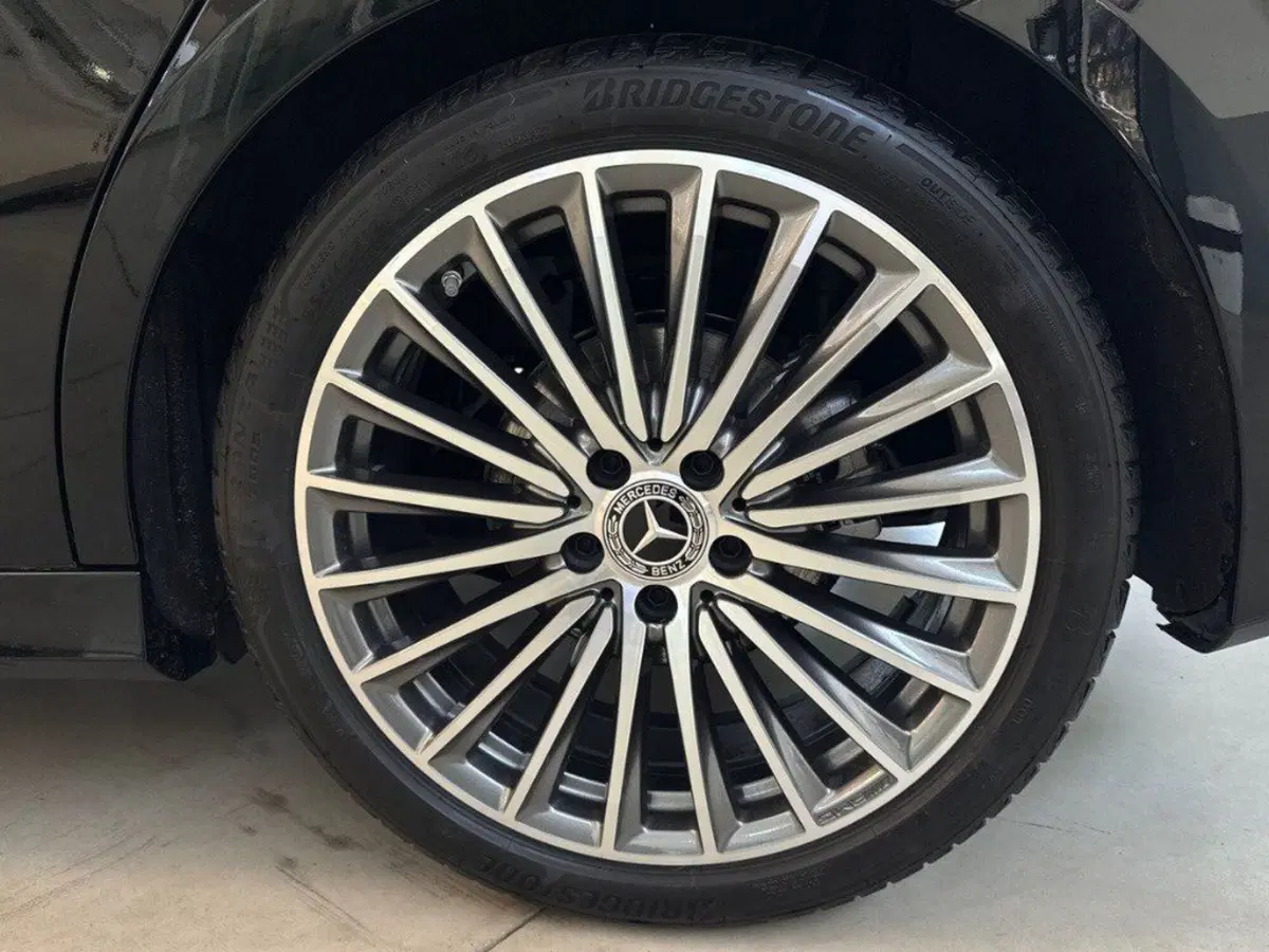 Mercedes-Benz Classe A Sedan nuova a Macerata (8)