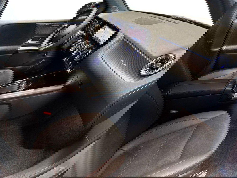 Mercedes-Benz Classe B nuova a Macerata (12)