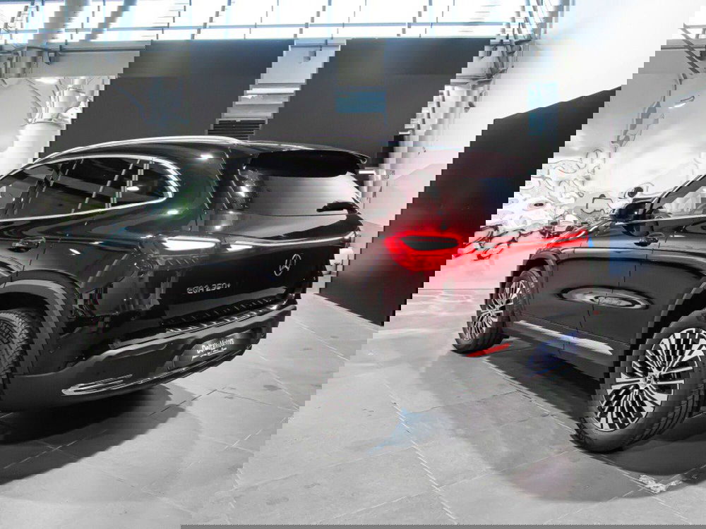 Mercedes-Benz EQA nuova a Macerata (4)