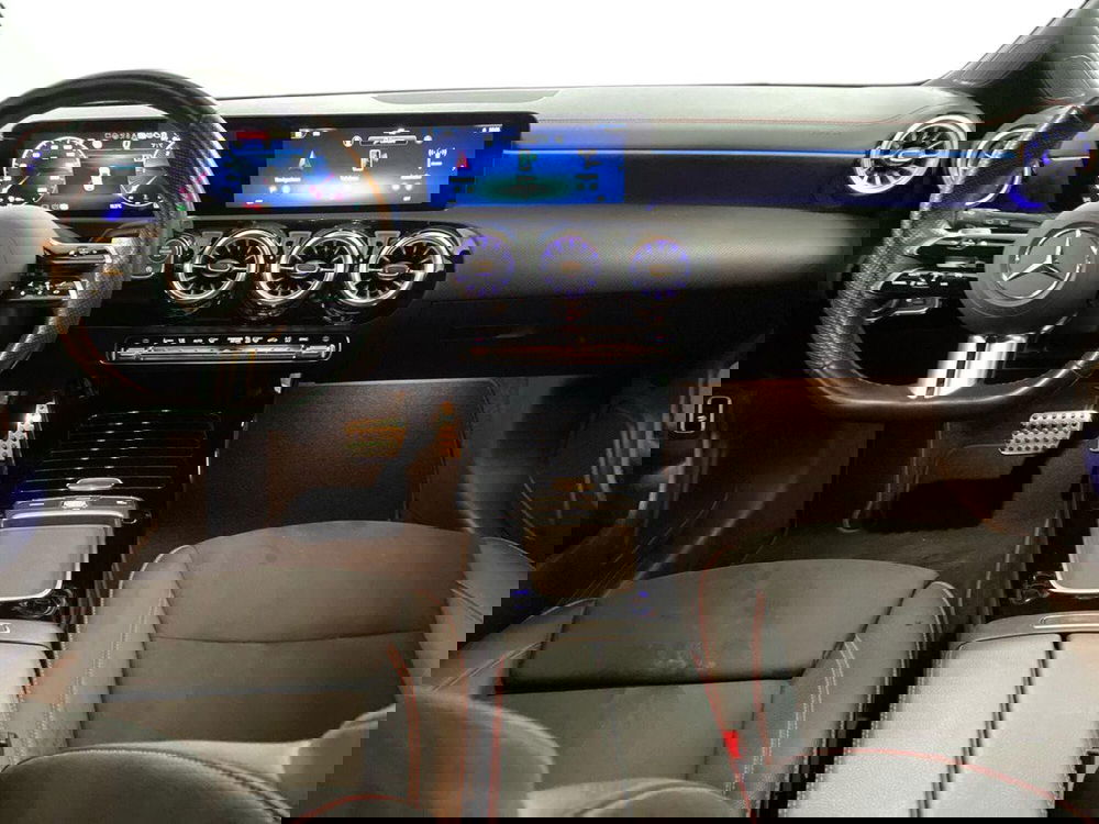 Mercedes-Benz CLA Shooting Brake usata a Macerata (10)