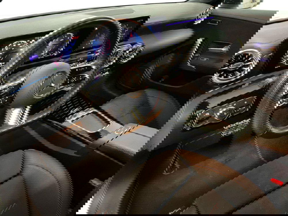 Mercedes-Benz CLA Shooting Brake usata a Macerata (16)