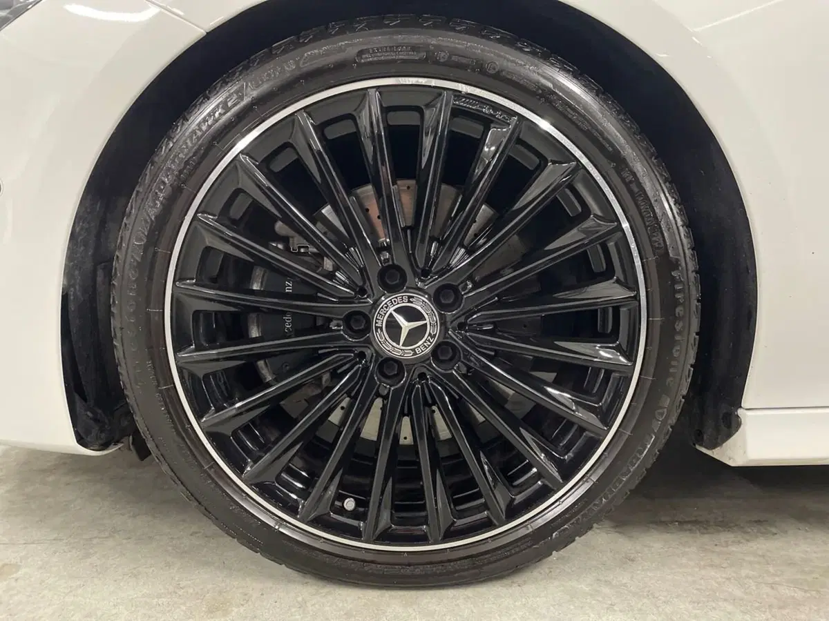 Mercedes-Benz CLA Shooting Brake usata a Macerata (8)