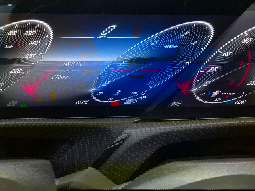 Mercedes-Benz CLA Shooting Brake usata a Macerata (9)