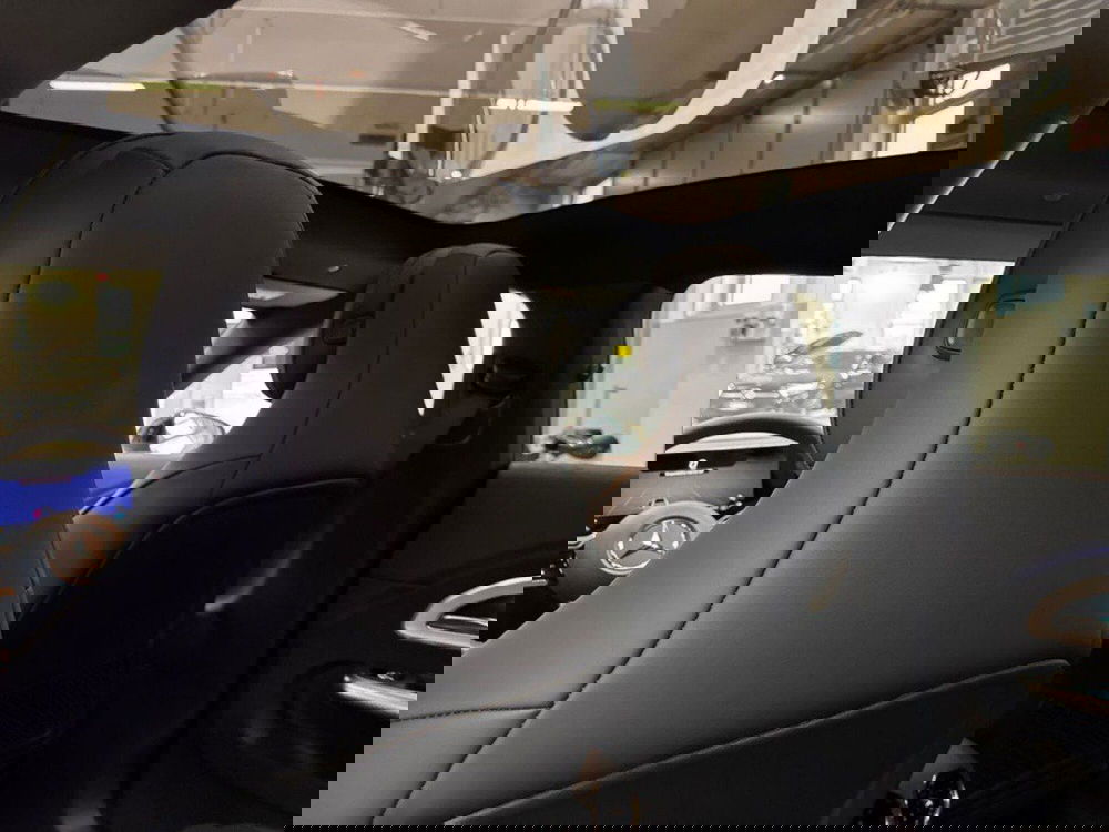 Mercedes-Benz CLA EQ nuova a Macerata (18)