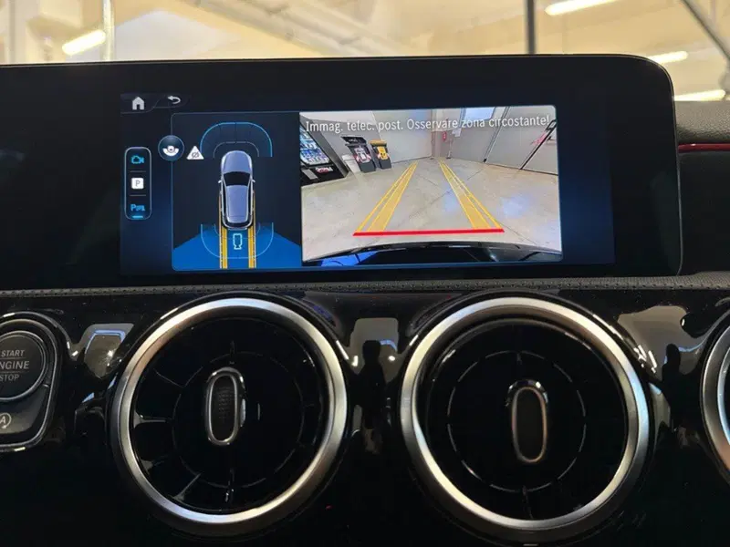 Mercedes-Benz Classe A Sedan nuova a Macerata (19)
