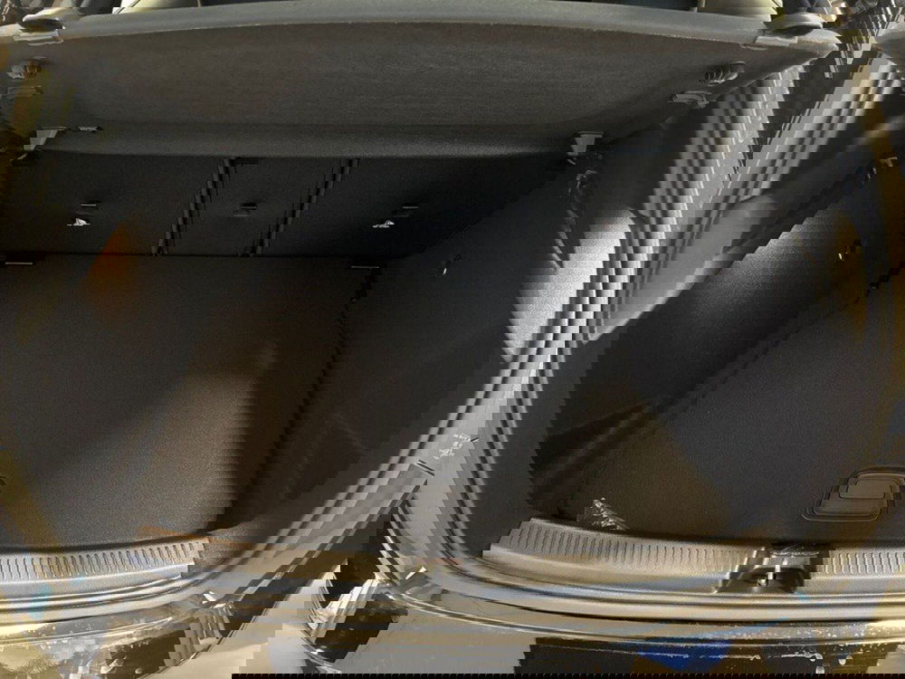 Mercedes-Benz Classe A Sedan nuova a Macerata (7)