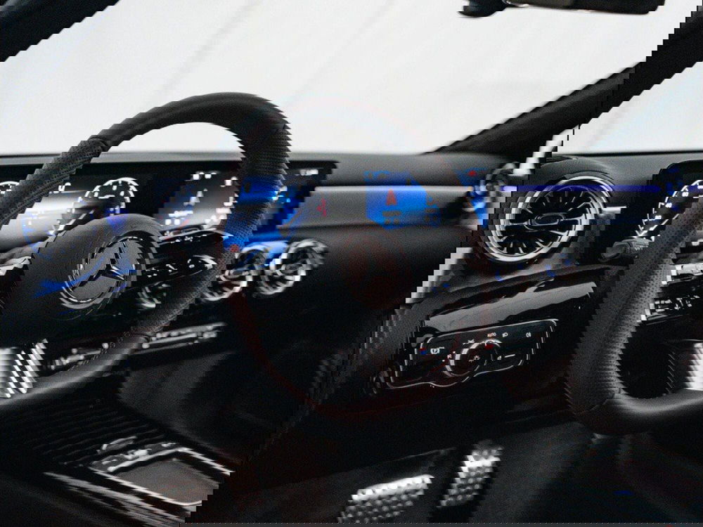 Mercedes-Benz Classe A Sedan nuova a Macerata (13)