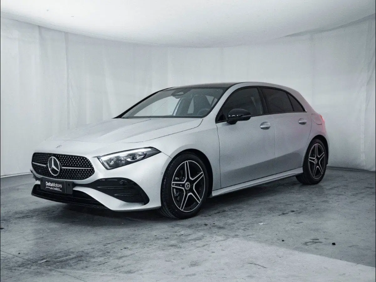 Mercedes-Benz Classe A Sedan nuova a Macerata