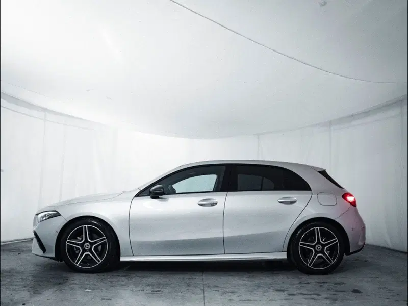 Mercedes-Benz Classe A Sedan nuova a Macerata (2)