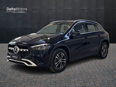 Mercedes-Benz GLA SUV 180 d Advanced auto nuova a Montecosaro