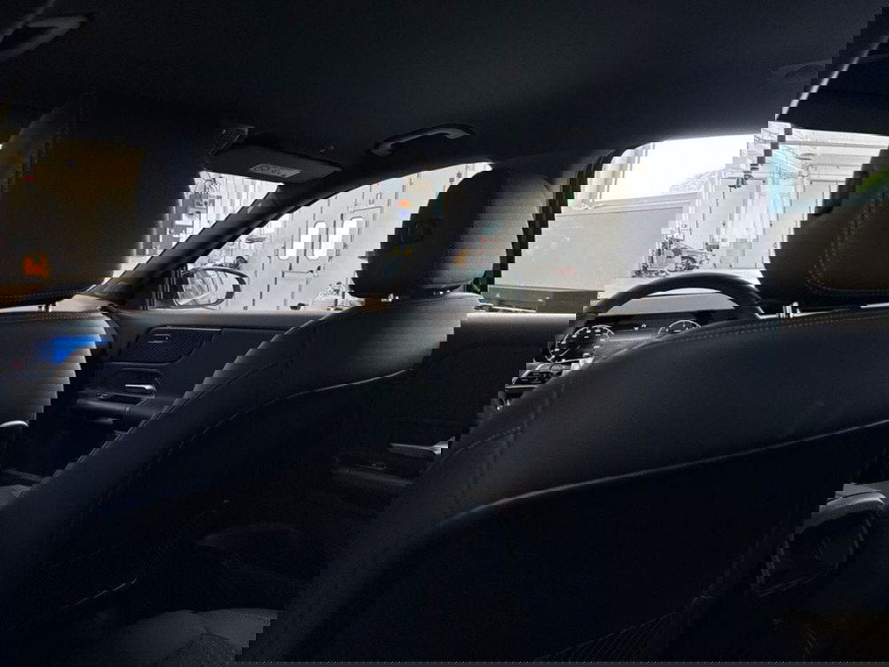 Mercedes-Benz GLA SUV nuova a Macerata (18)