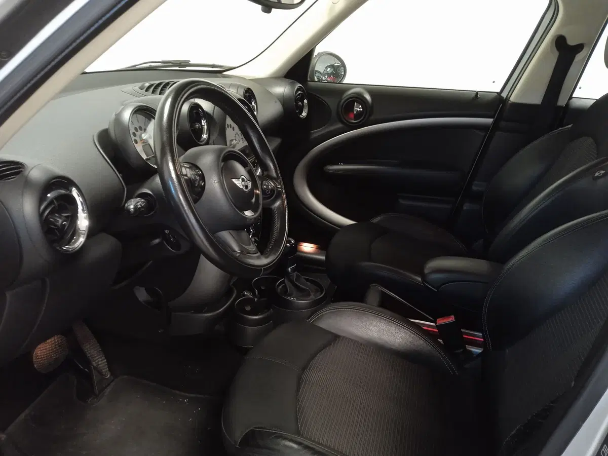 MINI Mini Countryman usata a Torino (11)