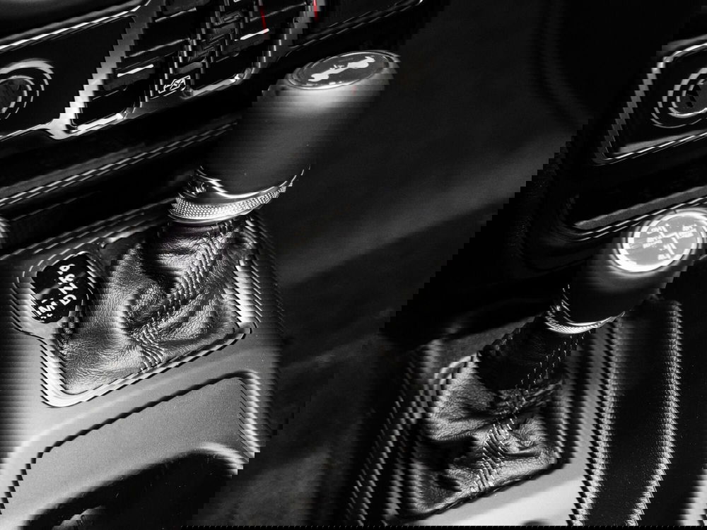 Jeep Wrangler Unlimited nuova a Prato (4)