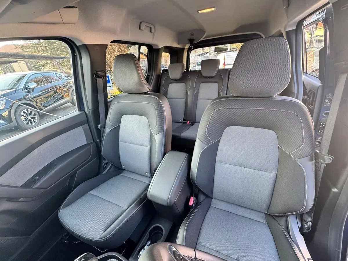 Renault Kangoo nuova a Pavia (16)