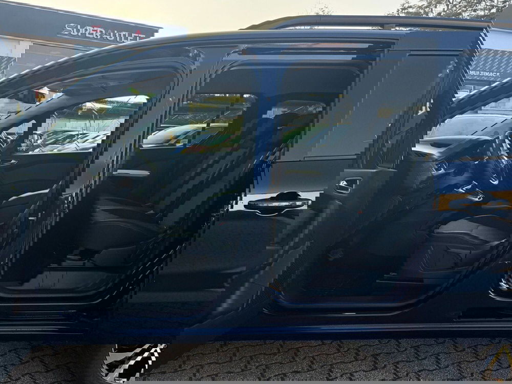 Renault Kangoo nuova a Pavia (6)