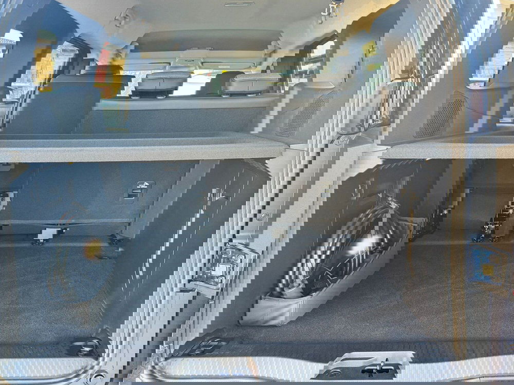 Renault Kangoo nuova a Pavia (9)