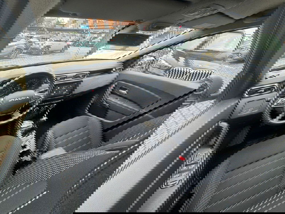 Dacia Duster usata a Pavia (7)