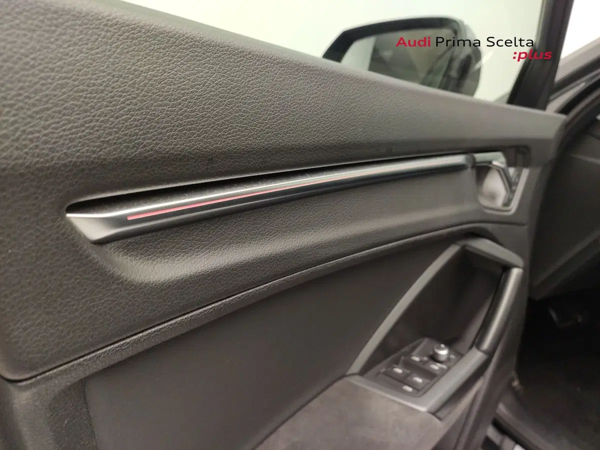 Audi RS Q3 Sportback usata a Avellino (17)
