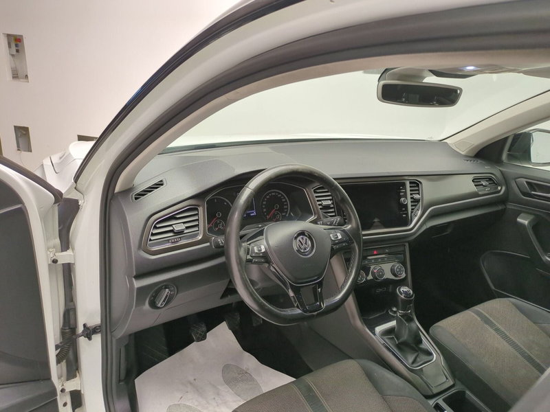 Volkswagen T-Roc usata a Avellino (14)