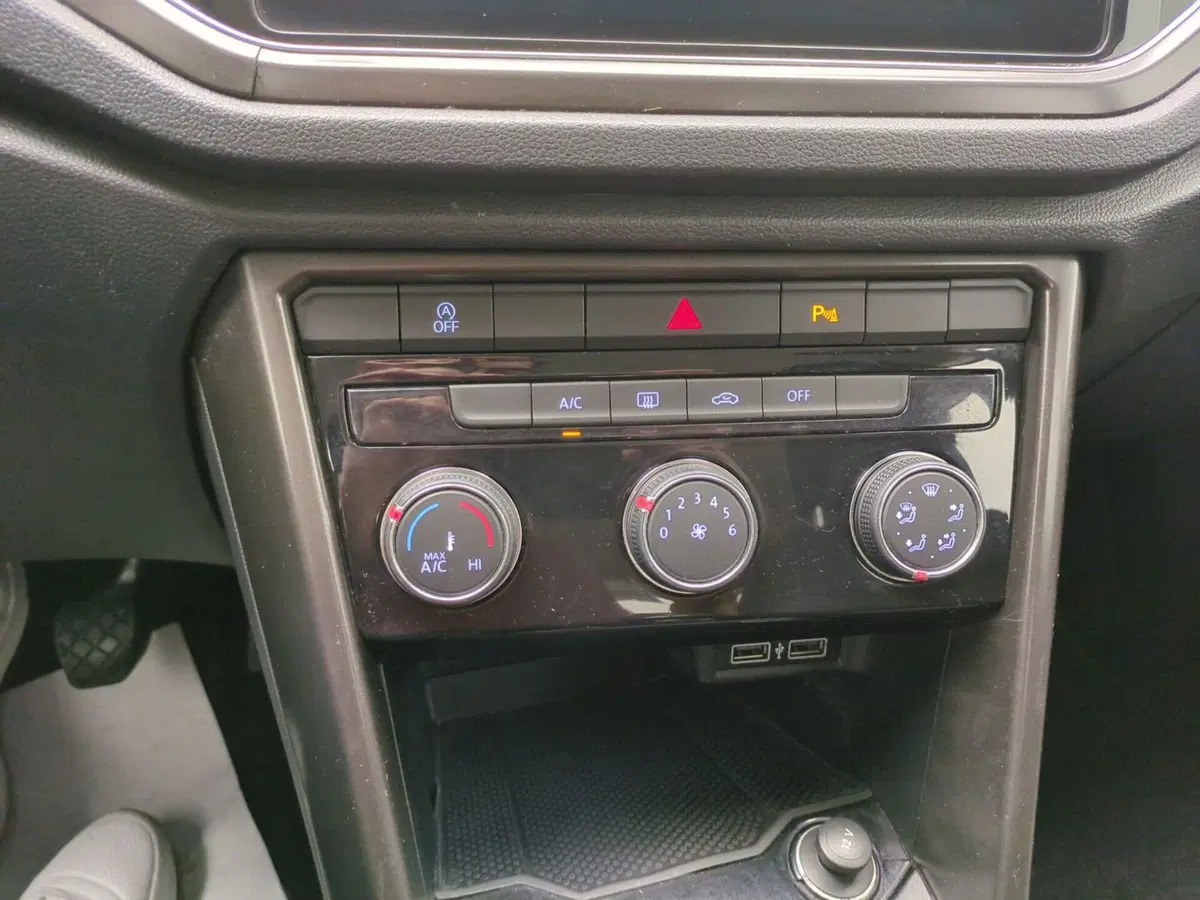 Volkswagen T-Roc usata a Avellino (19)