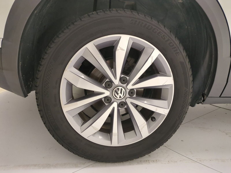 Volkswagen T-Roc usata a Avellino (8)