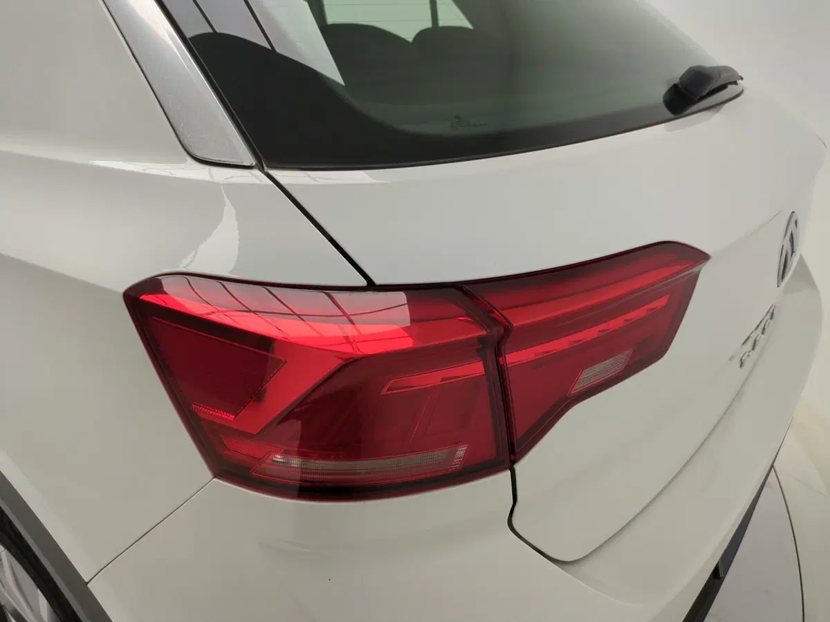 Volkswagen T-Roc usata a Avellino (9)