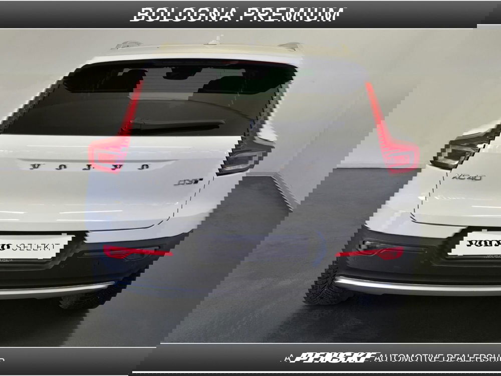 Volvo XC40 usata a Bologna (7)