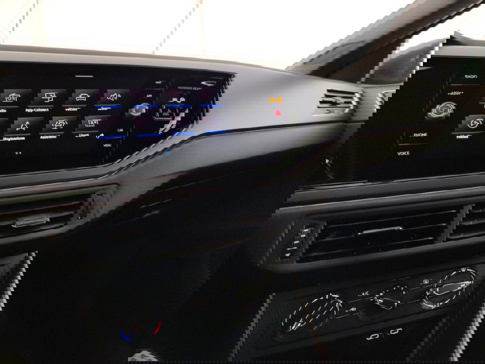 Volkswagen Taigo usata a Massa-Carrara (13)