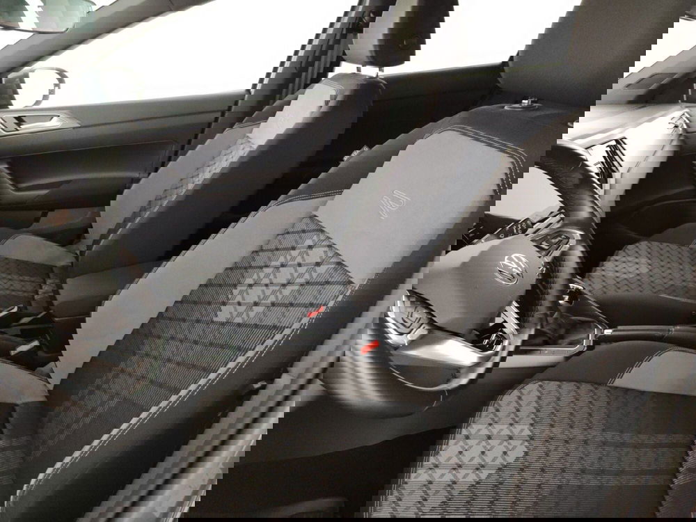 Volkswagen Taigo usata a Massa-Carrara (7)