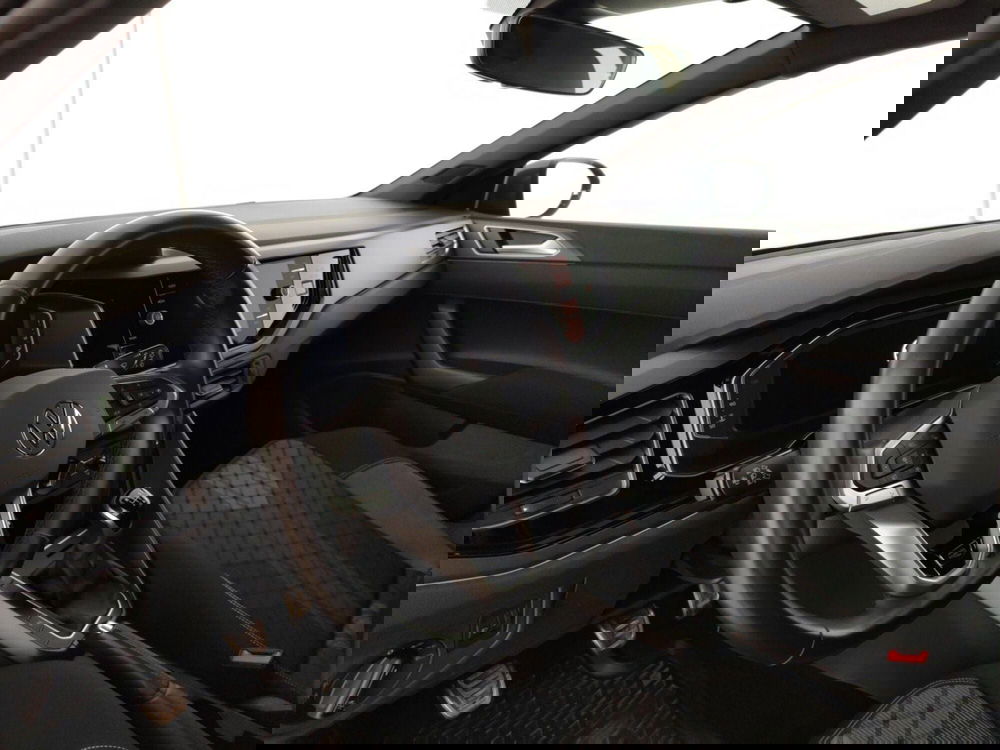 Volkswagen Taigo usata a Massa-Carrara (8)