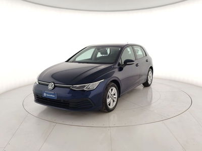 Volkswagen Golf 2.0 TDI DSG SCR Life del 2022 usata a Massa