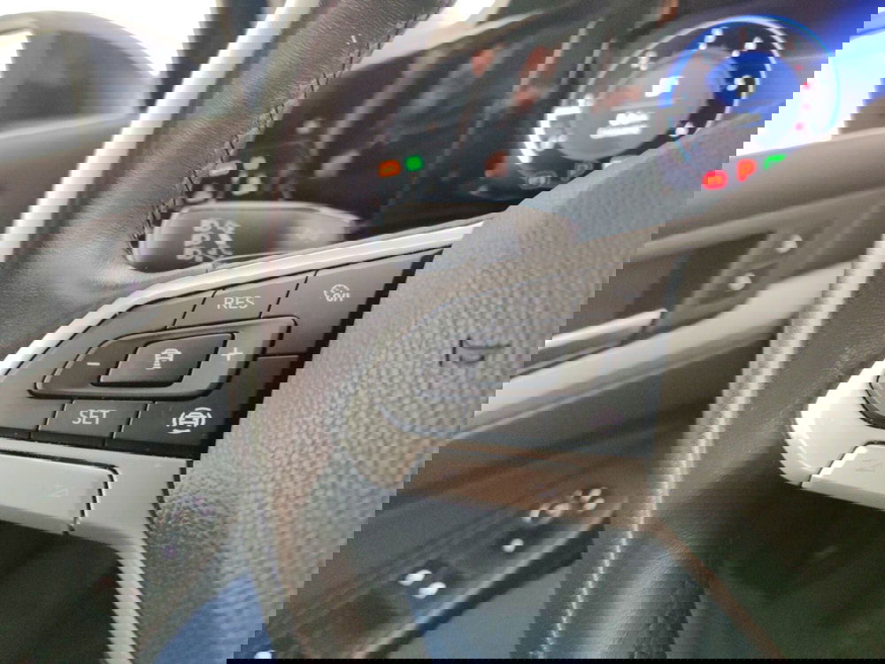 Volkswagen Golf usata a Massa-Carrara (14)