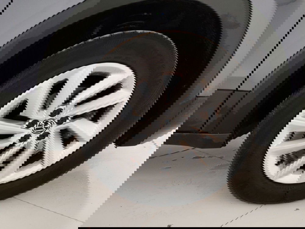 Volkswagen T-Cross usata a Massa-Carrara (6)