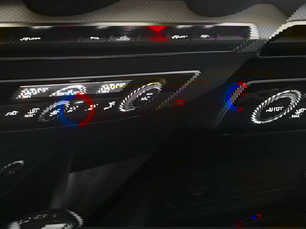 Audi Q2 usata a Napoli (16)