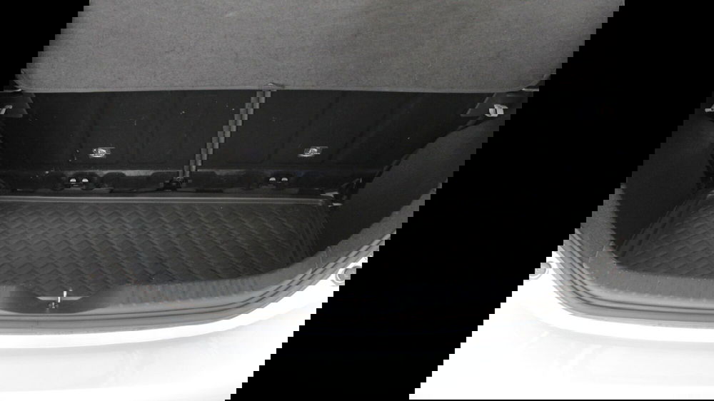 Toyota Aygo X usata a Palermo (11)