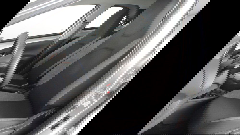 Toyota Aygo X usata a Palermo (12)