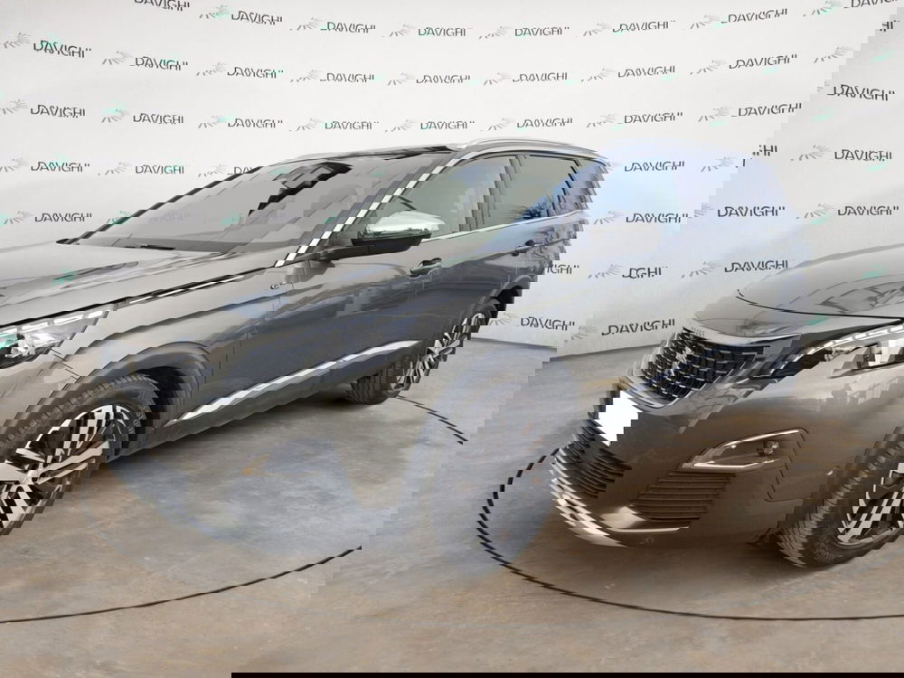 Peugeot 5008 usata a Cremona