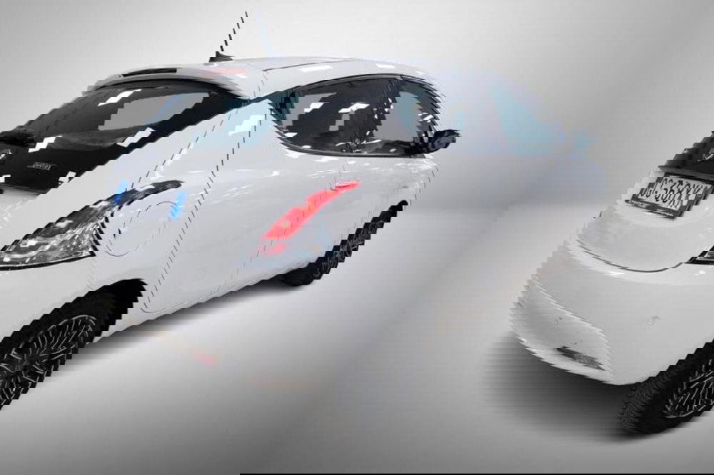 Lancia Ypsilon usata a Torino (3)