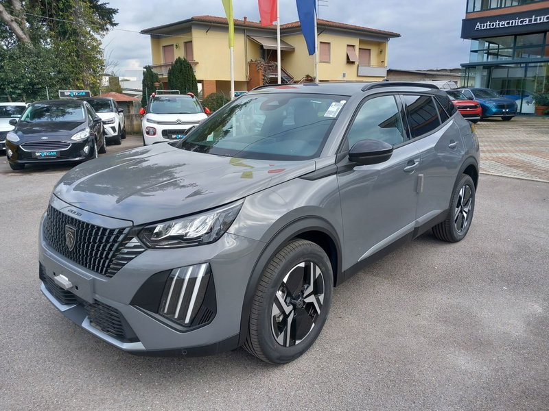 Peugeot 2008 nuova a Lucca