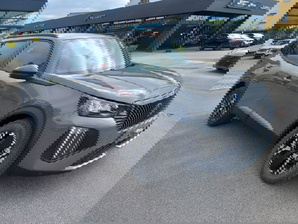 Peugeot 2008 nuova a Lucca (8)