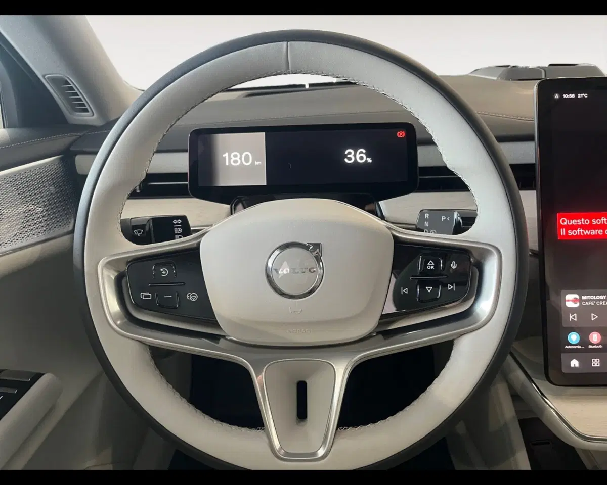 Volvo ES90 nuova a Ravenna (11)