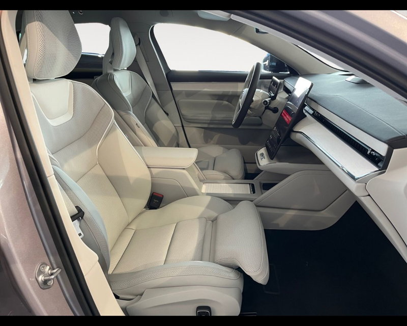 Volvo ES90 nuova a Ravenna (13)