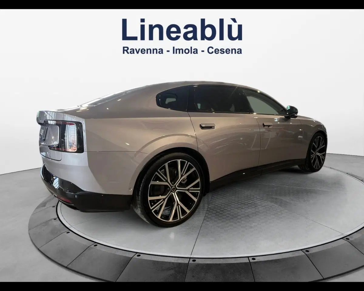 Volvo ES90 nuova a Ravenna (5)