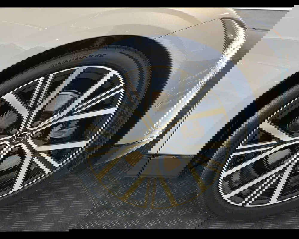 Volvo ES90 nuova a Ravenna (8)